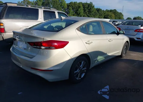 2017 Hyundai Elantra Se z USA, uszkodzony, nr VIN KMHD84LF1HU102764